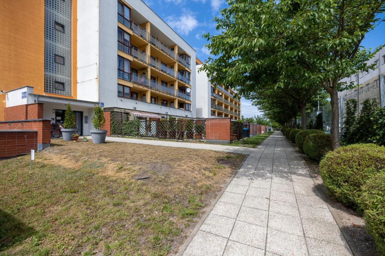 Apartamenty Wisniowy Sad By Noclegi Renters Колобжег Экстерьер фото