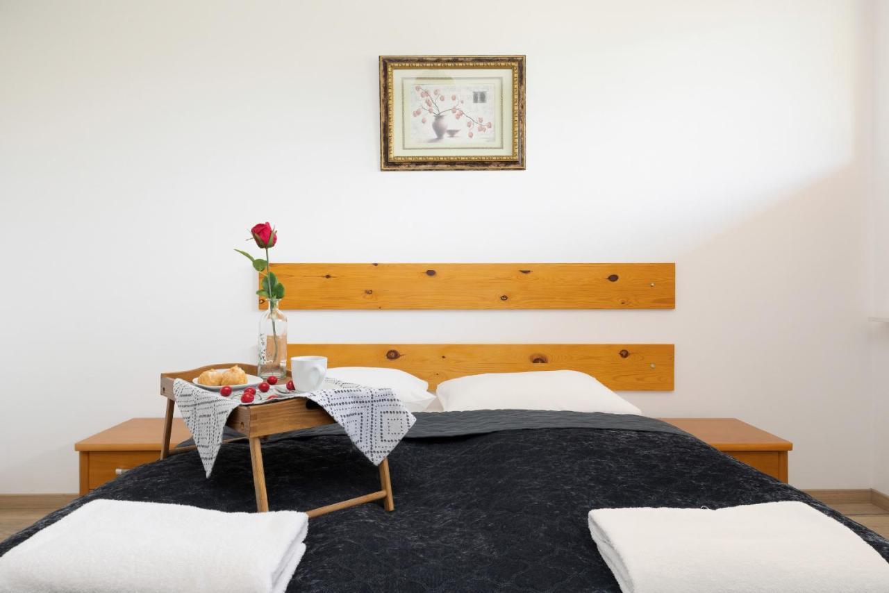 Apartamenty Wisniowy Sad By Noclegi Renters Колобжег Экстерьер фото